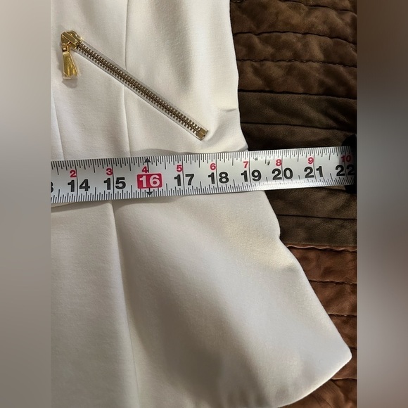 Chico’s Womens Cream Moto Jacket Size L Gold Zip Baddie Edgy Boss Lady - Picture 11 of 14